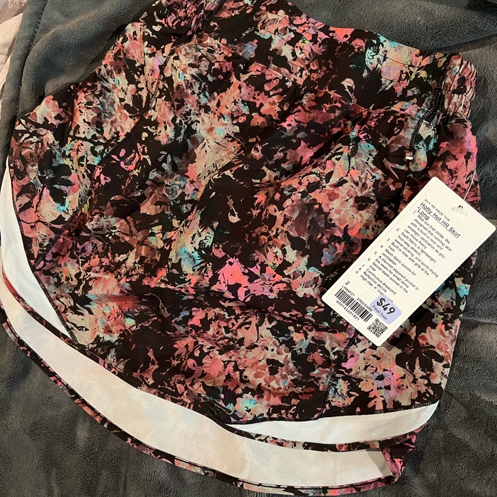 New Lululemon skirt size 2